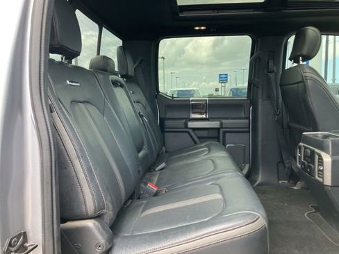 Used 2022 Ford F250 Platinum w/ FX4 Off-Road Package AWD/4WD image 14