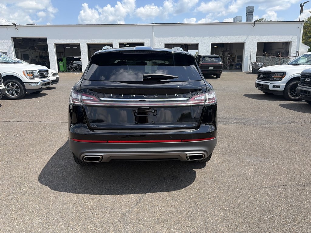 Certified 2023 Lincoln Nautilus Reserve AWD/4WD image 5