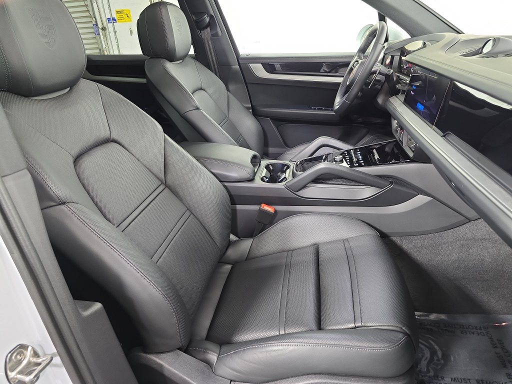 Certified 2026 Porsche Cayenne S AWD/4WD image 27