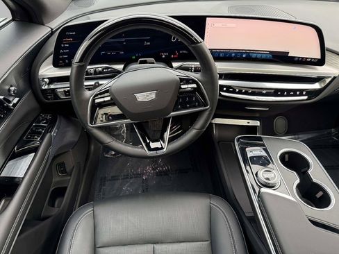 Used 2025 Cadillac Lyriq Luxury w/ LPO, Floor Liner Package image 4