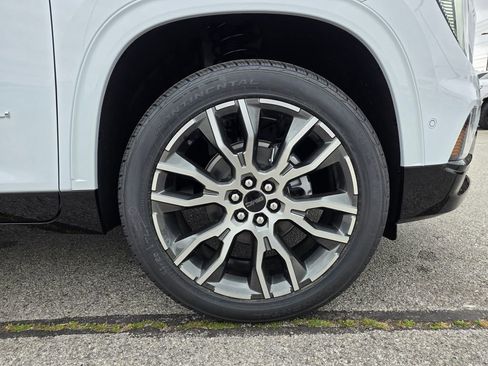 New 2026 GMC Acadia Denali Ultimate FWD image 32