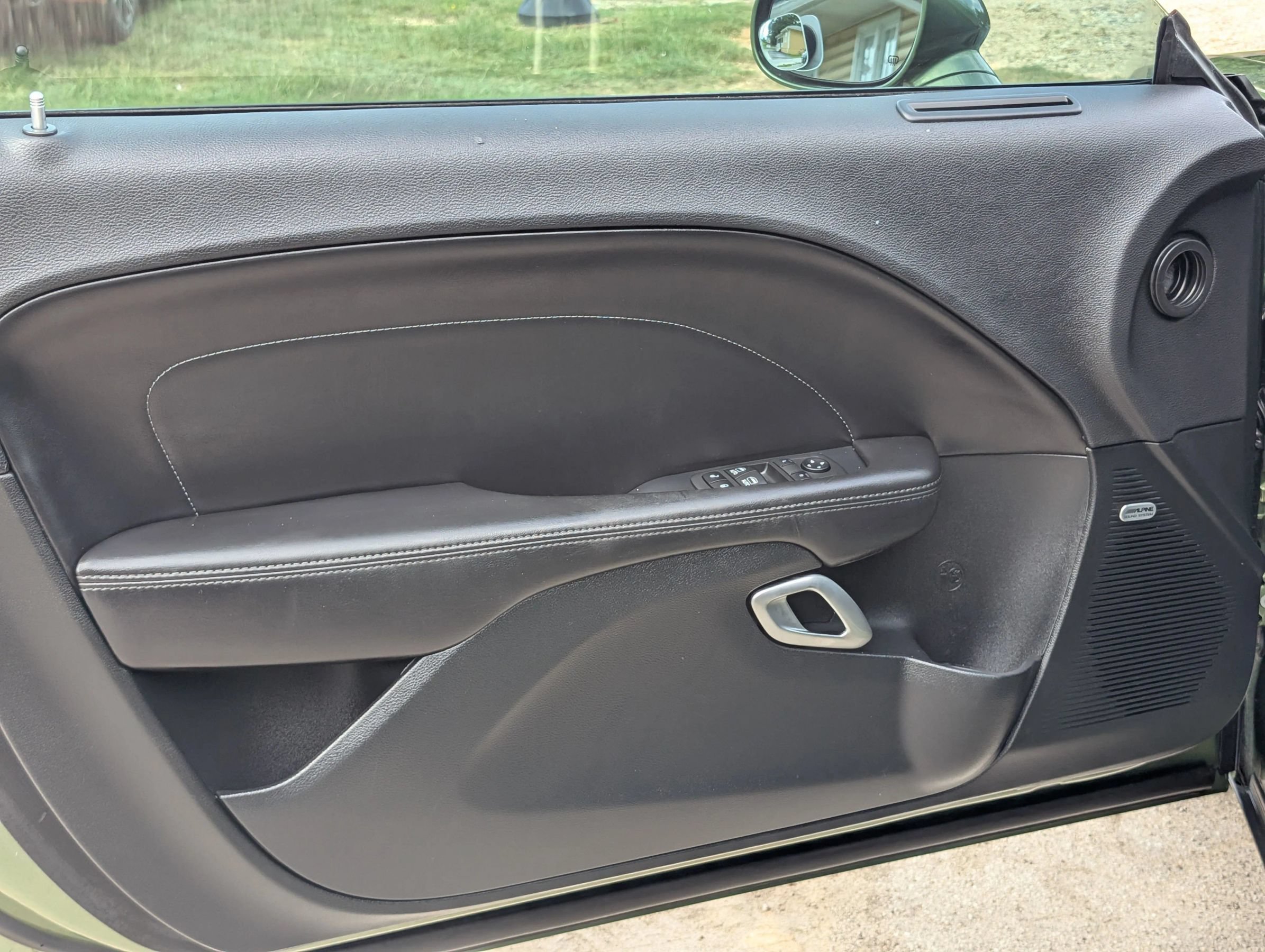 Used 2018 Dodge Challenger R/T Plus RWD image 15