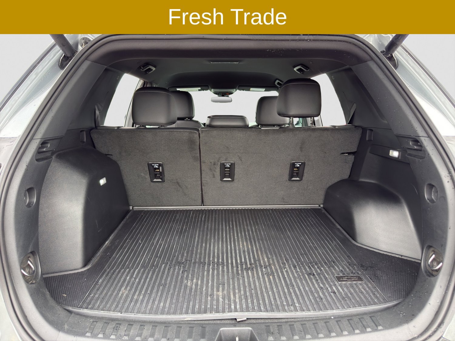 Used 2026 Chevrolet Equinox LT w/ Convenience Package II FWD image 19