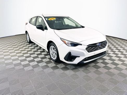 Certified 2025 Subaru Impreza 2.0i AWD/4WD image 2