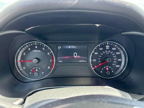 Used 2024 Kia Forte LXS FWD image 17