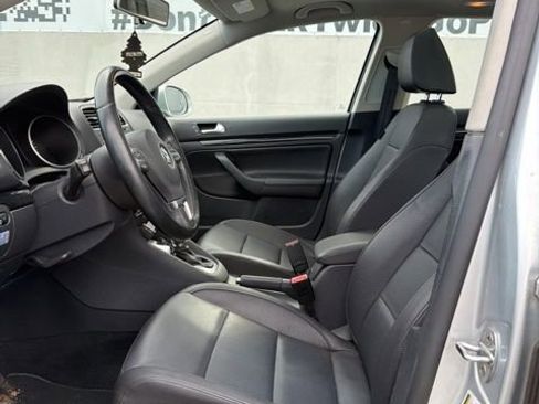 Used 2014 Volkswagen Jetta TDI image 6