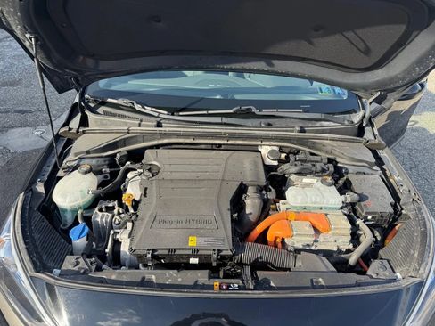 Used 2019 Hyundai Ioniq Plug-In Hybrid image 26