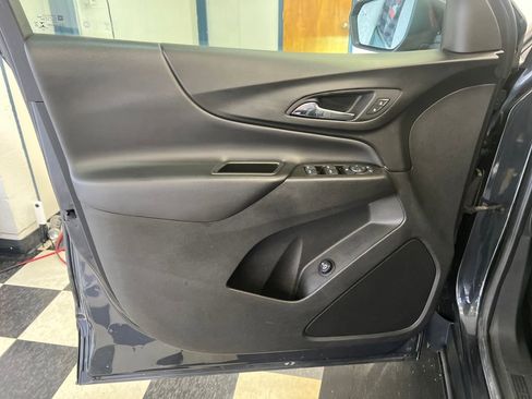 Used 2022 Chevrolet Equinox LT image 40