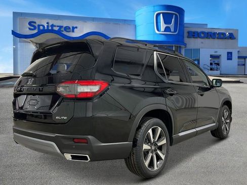 New 2025 Honda Pilot Elite image 3