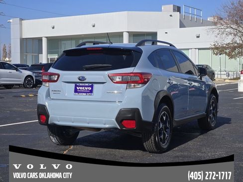 Used 2020 Subaru Crosstrek 2.0i image 5