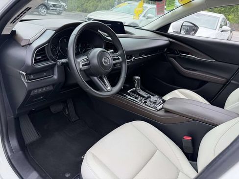 Used 2023 MAZDA CX-30 AWD 2.5 S w/ Premium Package image 11
