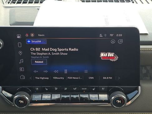 Used 2023 Chevrolet Colorado ZR2 w/ ZR2 Convenience Package III image 32