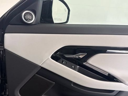 Certified 2026 Land Rover Range Rover Evoque S AWD/4WD image 17