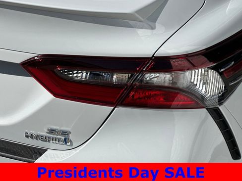 Used 2024 Toyota Camry SE w/ Cold Weather Package image 26