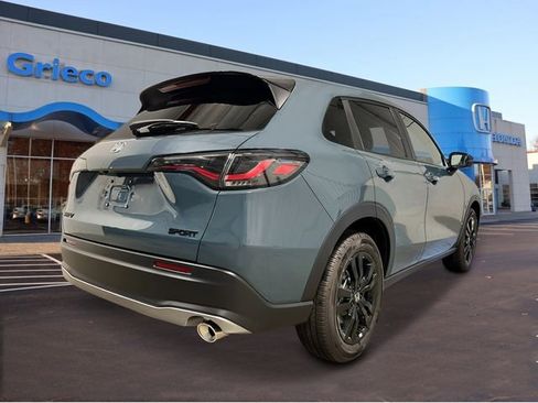 New 2027 Honda HR-V Sport image 5