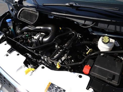 Used 2023 Ford Transit 350 XLT image 3