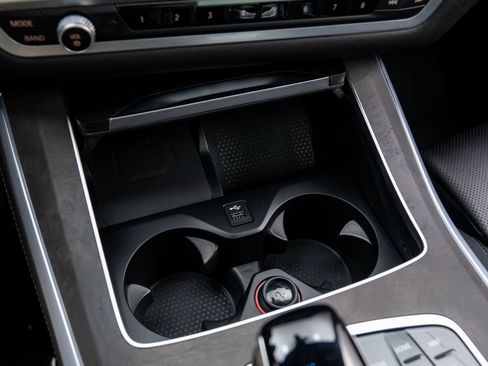 Used 2023 BMW X5 xDrive45e w/ Climate Comfort Package image 23