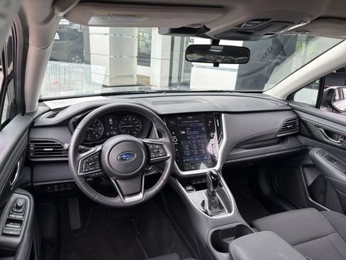 Used 2025 Subaru Legacy Premium AWD/4WD image 9
