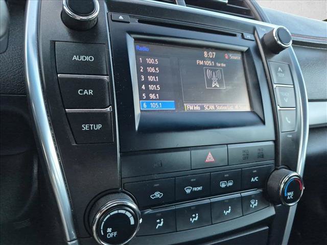 Used 2015 Toyota Camry SE FWD image 15