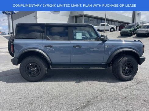 New 2025 Ford Bronco Outer Banks w/ Sasquatch Package AWD/4WD image 2