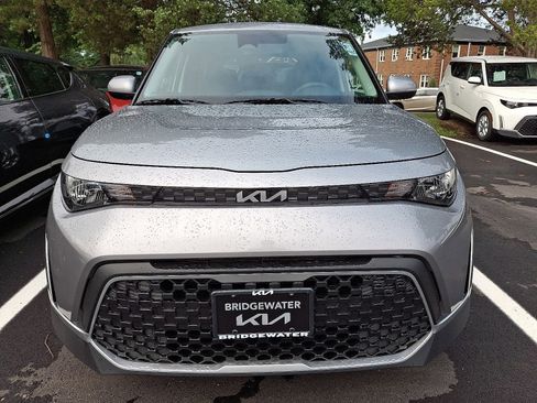 New 2025 Kia Soul LX w/ LX Technology Package image 2