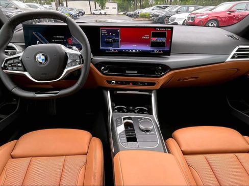 Certified 2025 BMW 330i Sedan RWD image 16