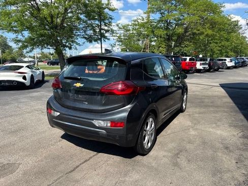 Used 2021 Chevrolet Bolt LT FWD image 2