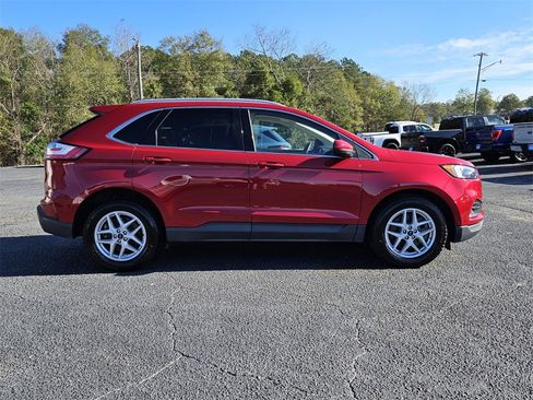 Used 2022 Ford Edge SEL w/ Convenience Package image 12