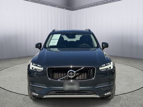 Used 2017 Volvo XC90 T6 Momentum w/ Vision Package AWD/4WD image 4