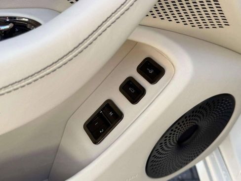 Used 2025 Bentley Flying Spur Speed image 48