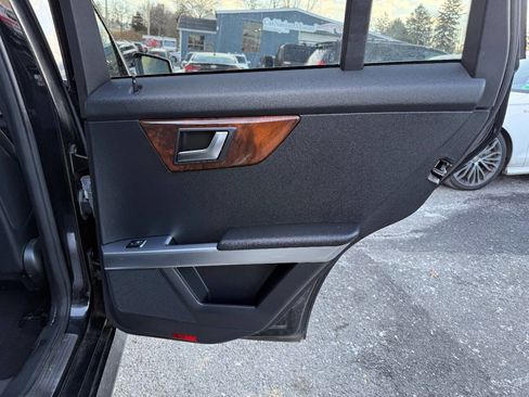 Used 2012 Mercedes-Benz GLK 350 GLK 350 4MATIC AWD 4dr SUV image 25