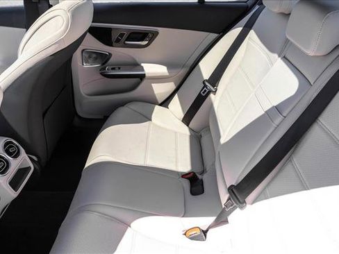 Certified 2026 Mercedes-Benz C 300 4MATIC Sedan image 18