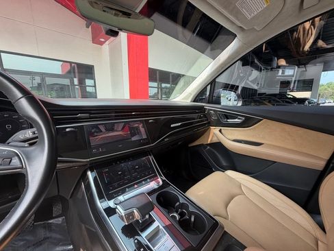 Used 2021 Audi Q7 3.0T Prestige AWD/4WD image 21