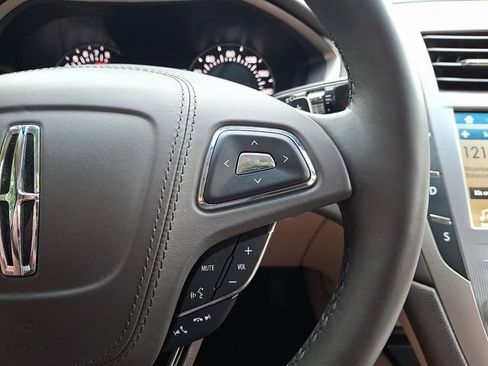 Used 2017 Lincoln MKZ Reserve w/ Climate Package AWD/4WD image 24