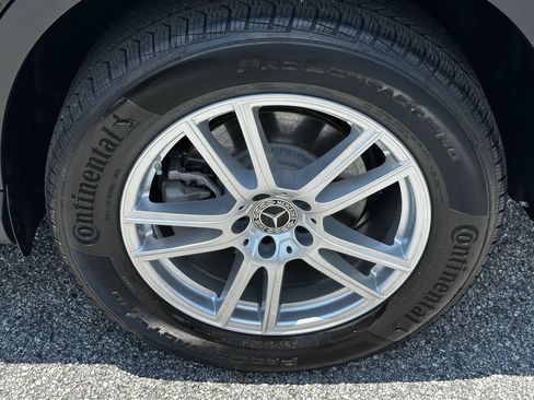 Certified 2026 Mercedes-Benz GLC 300 image 23