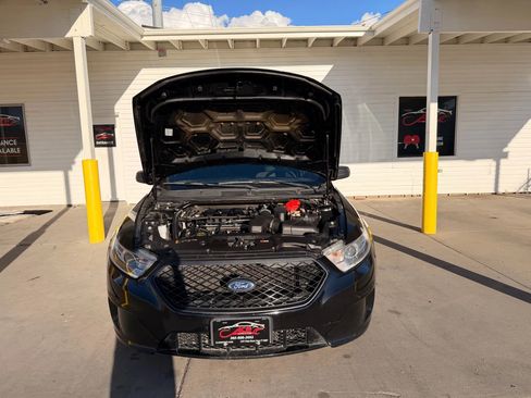 Used 2018 Ford Taurus Police Interceptor AWD image 15