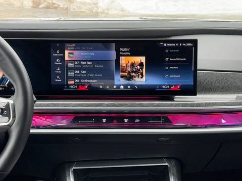 Certified 2024 BMW i7 xDrive60 image 11