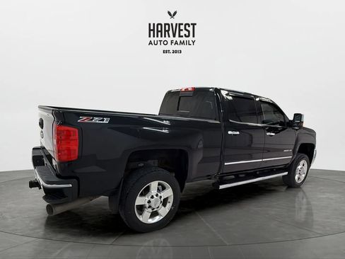 Used 2017 Chevrolet Silverado 2500 LTZ w/ Duramax Plus Package AWD/4WD image 7