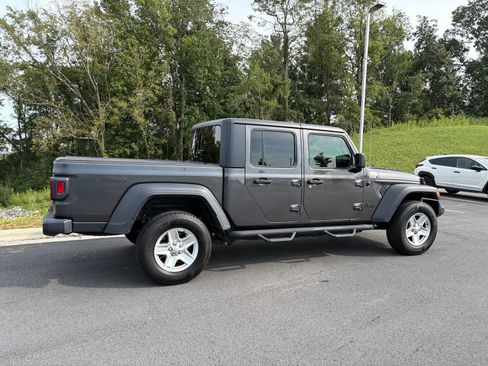 Used 2020 Jeep Gladiator Sport w/ Quick Order Package 24S AWD/4WD image 8