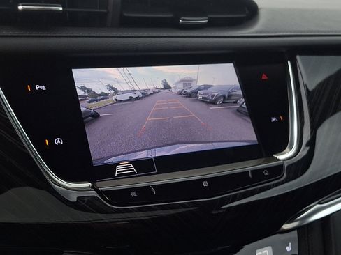Used 2020 Cadillac XT6 Premium Luxury image 21