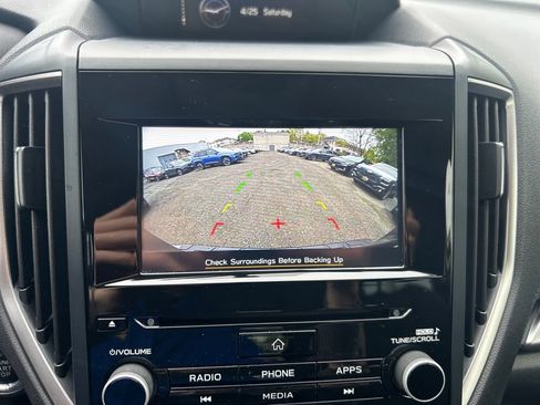 Used 2020 Subaru Forester Premium AWD/4WD image 21