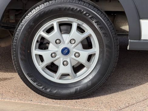 Used 2016 Ford Transit 350 XLT image 36