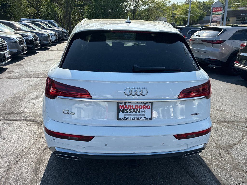 Used 2023 Audi Q5 e Premium w/ Convenience Package AWD/4WD image 6