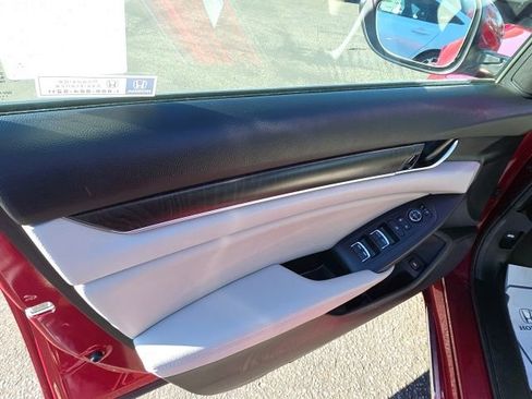 Certified 2021 Honda Accord EX image 24