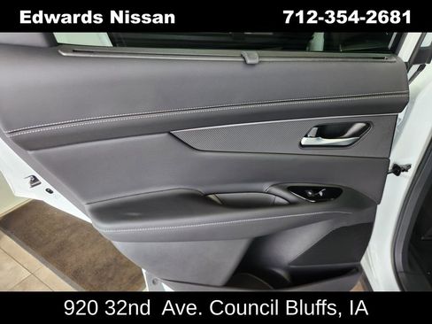 New 2026 Nissan Murano Platinum image 17