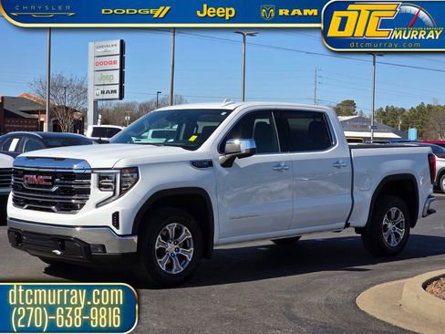 Used 2025 GMC Sierra 1500 SLT image 2