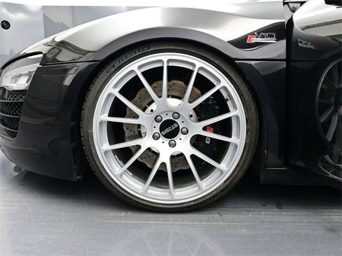 Used 2014 Audi R8 V10 image 8