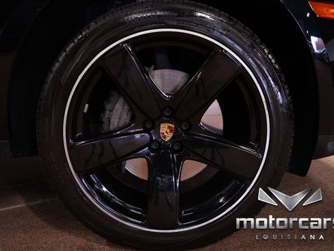 Used 2020 Porsche Macan S image 22