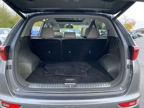 Used 2018 Kia Sportage SX image 16