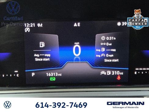 Certified 2025 Volkswagen Taos SE image 28